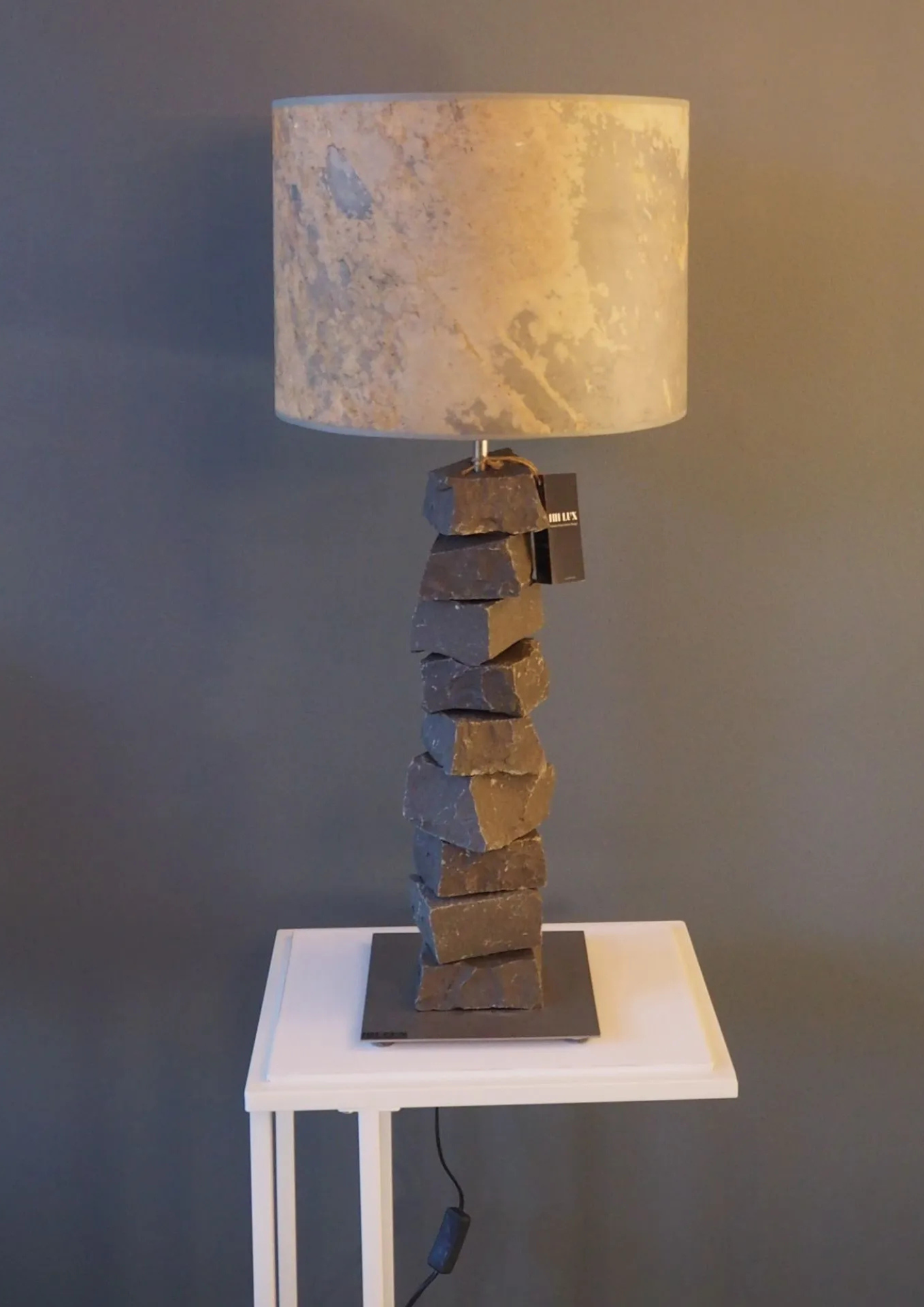 HH LUX Basalt Black Bordlampe 