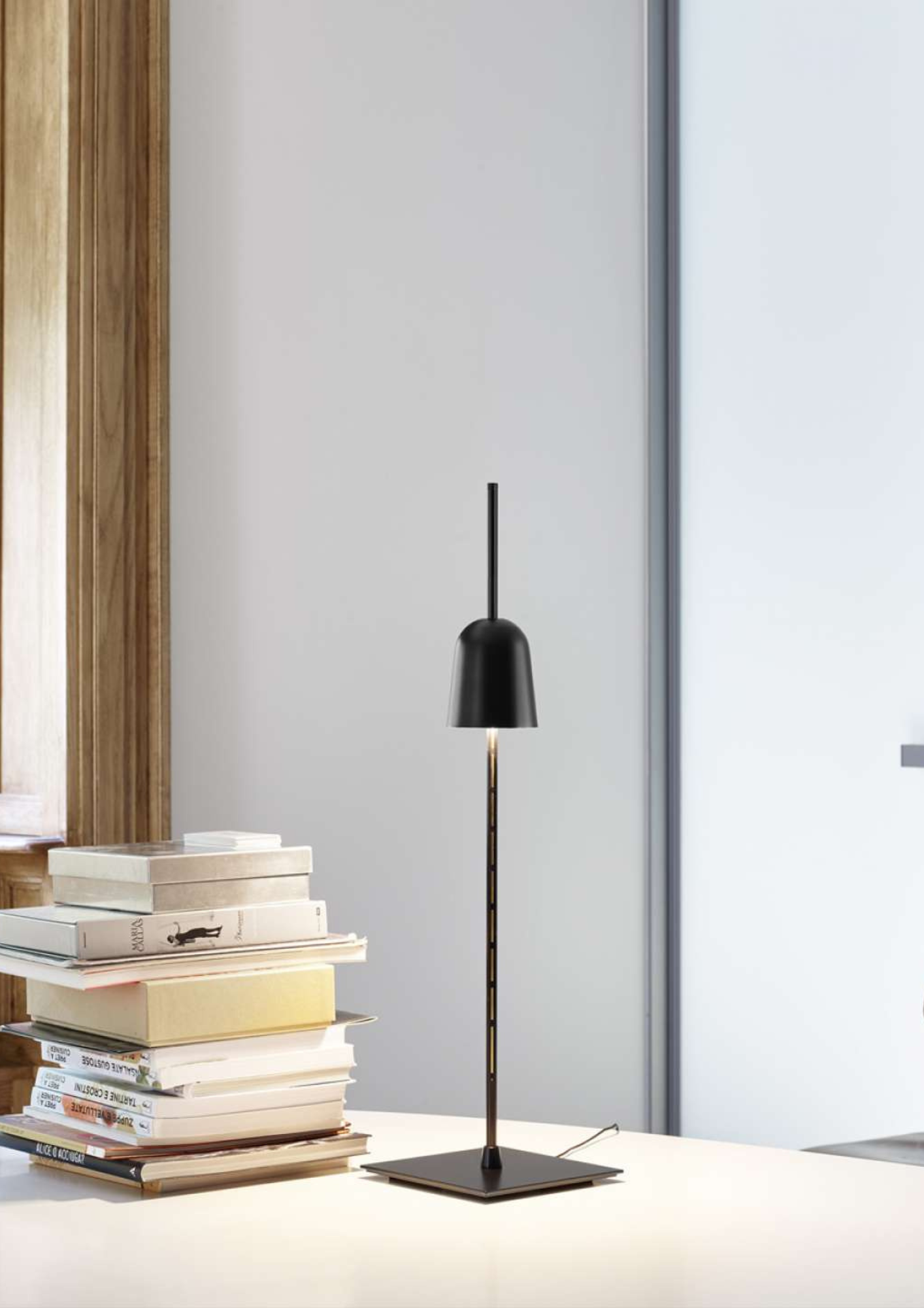 Luceplan Ascent Bordlampe Sort