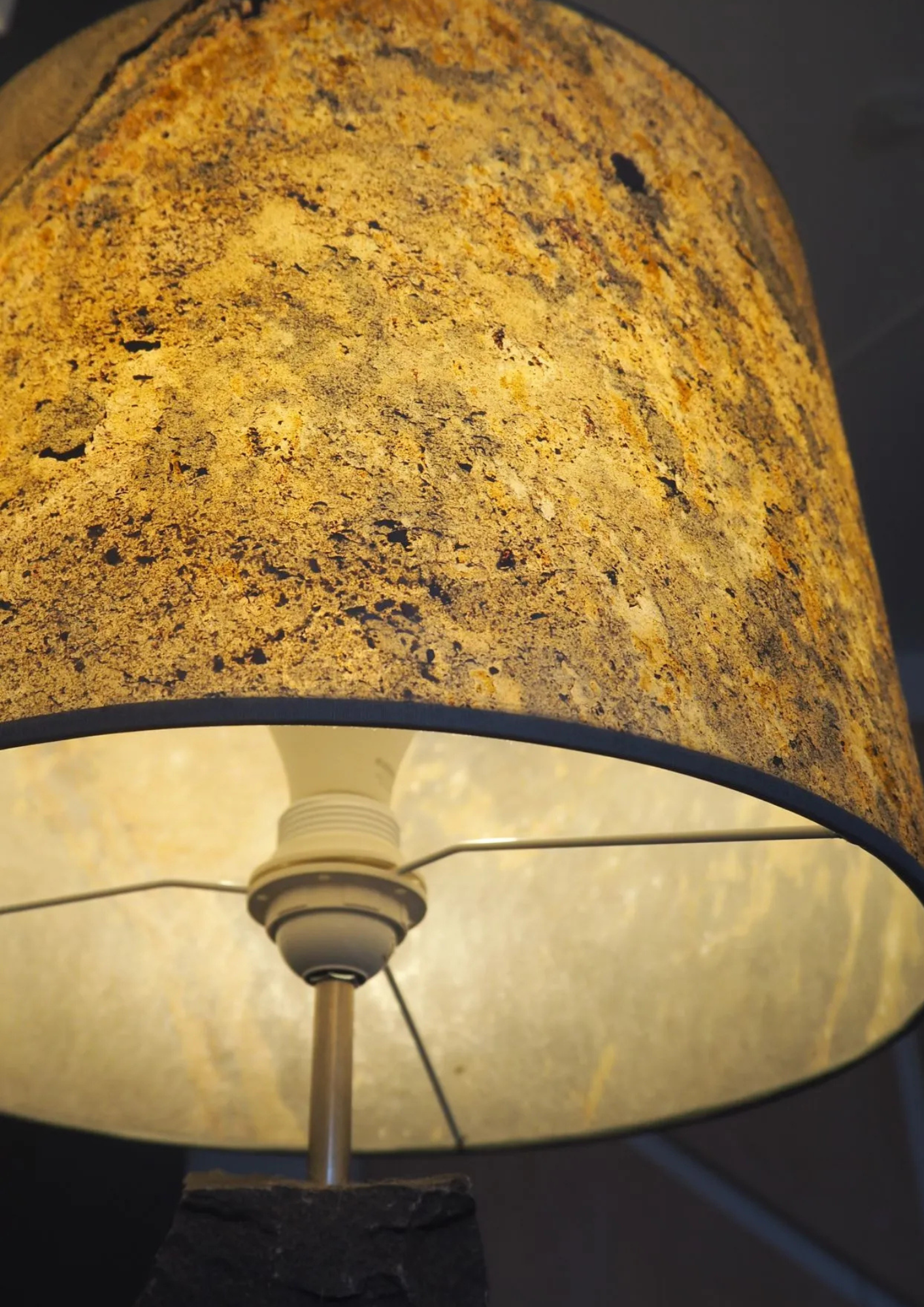 HH LUX Basalt Black Bordlampe 