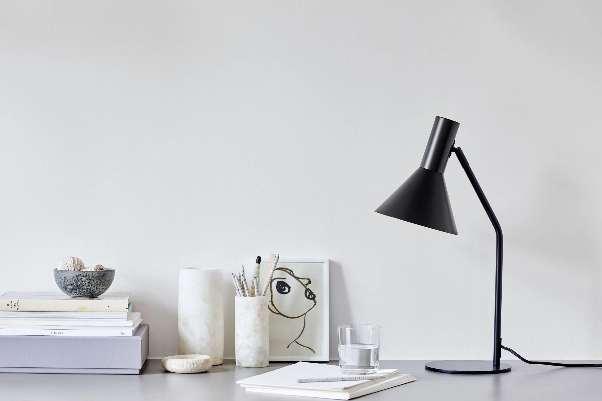 Frandsen Lyss Bordlampe