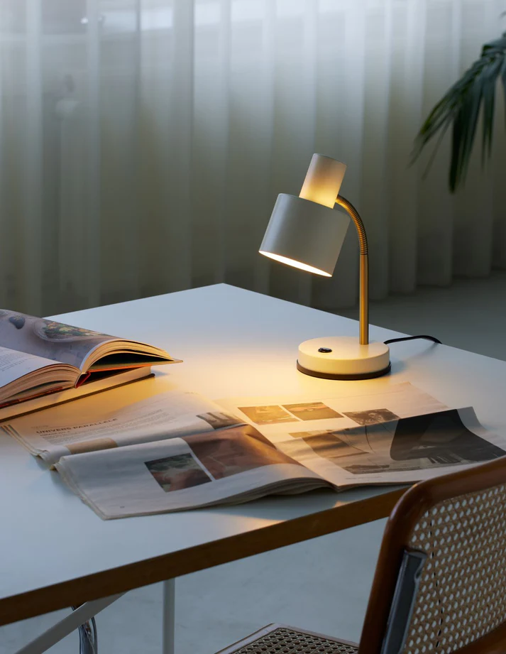 Halo Design Vogue Bordlampe