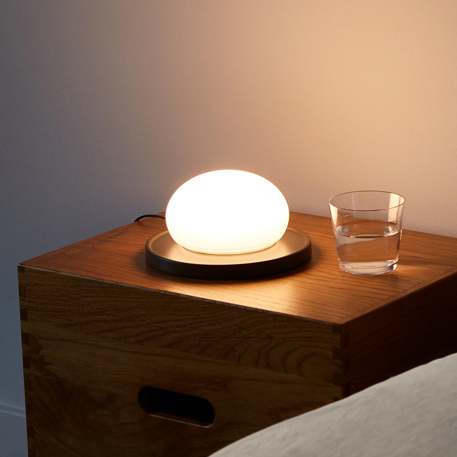 Marset Bolita Bordlampe Grafitgrå 