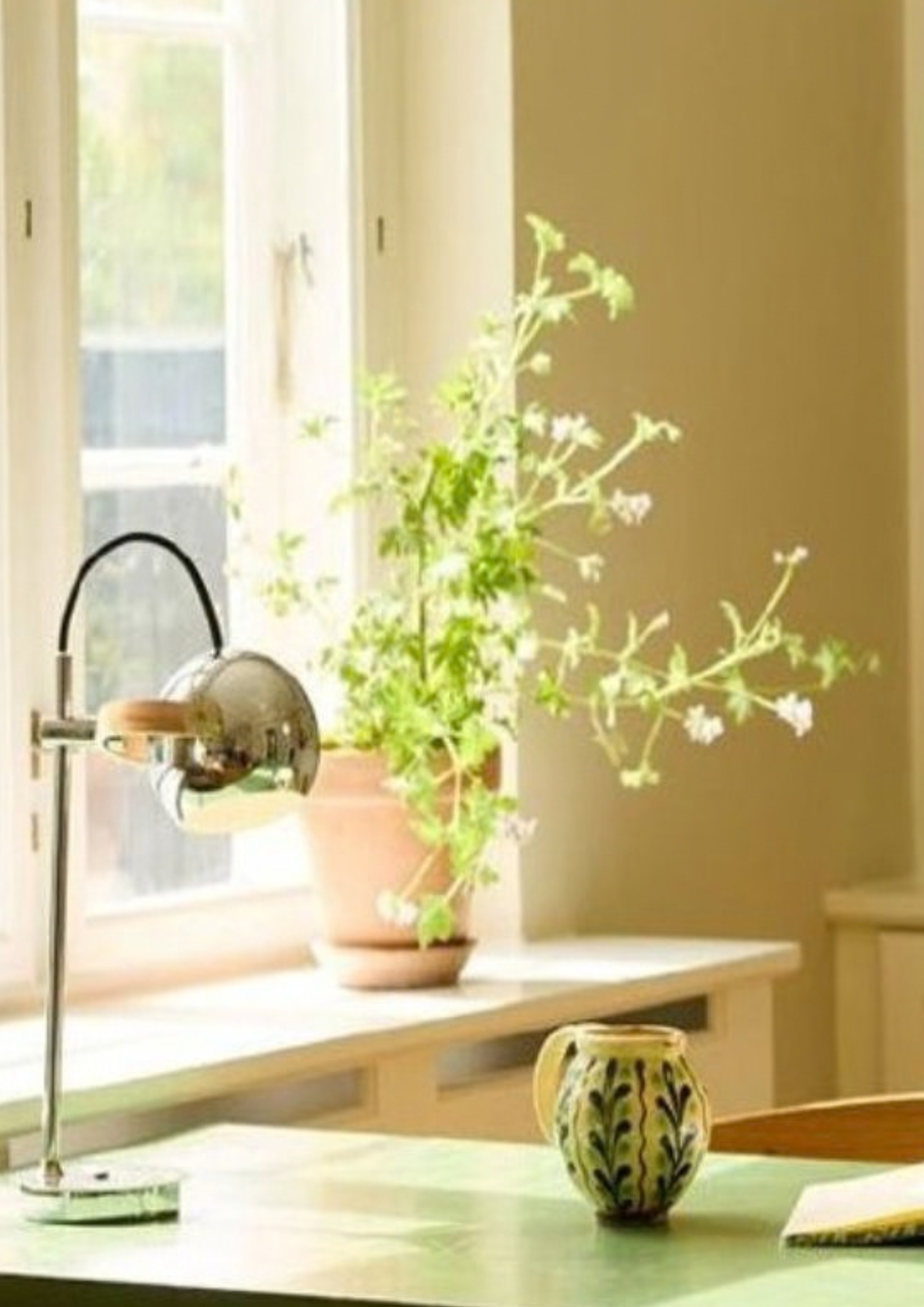 Halo Design DC Portable Bordlampe