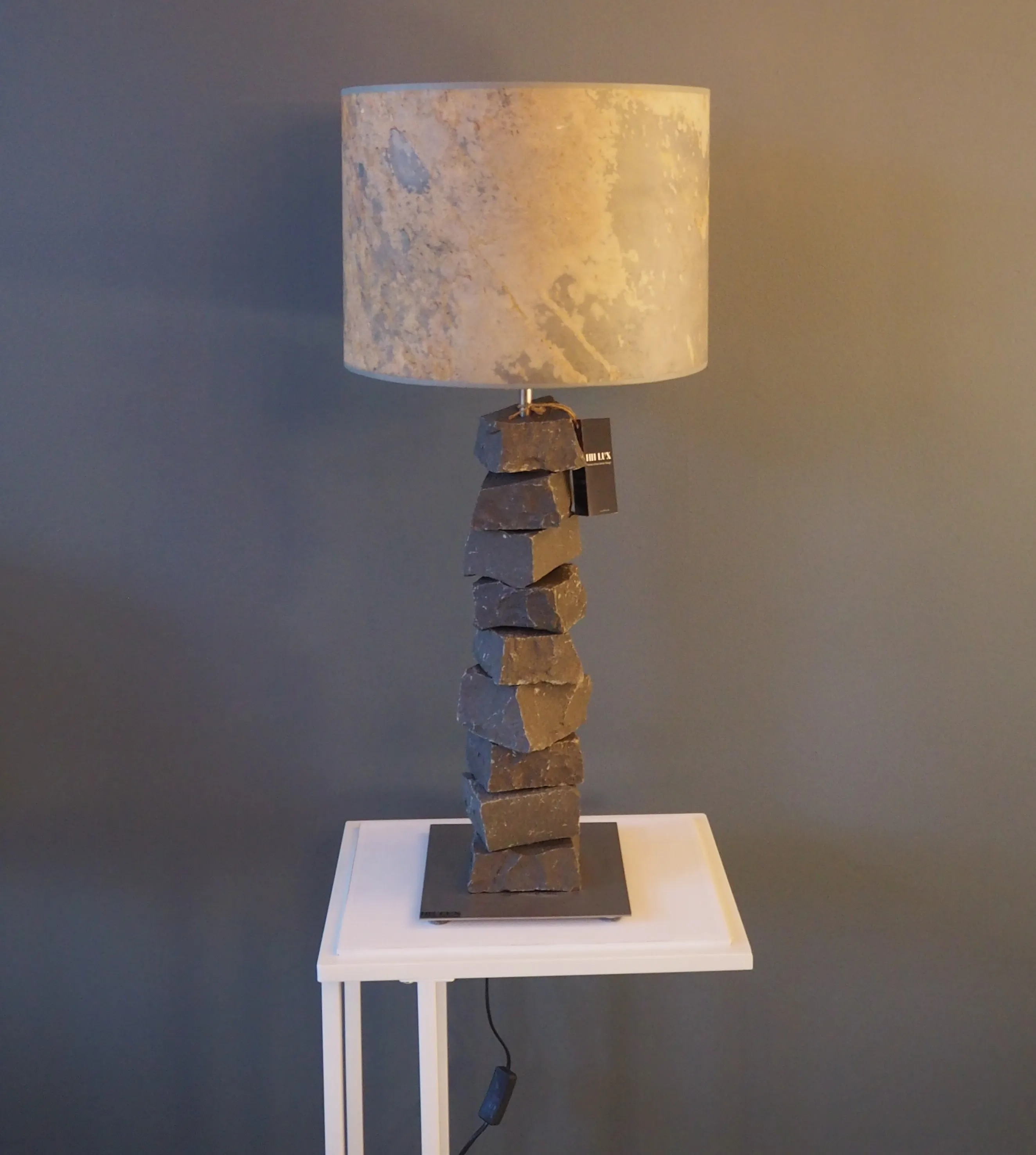 HH LUX Basalt Black Bordlampe 