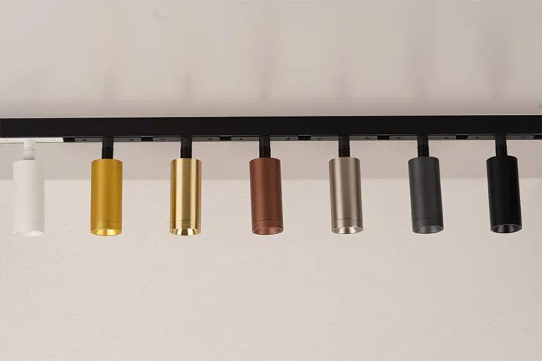 Antidark Domino Spot