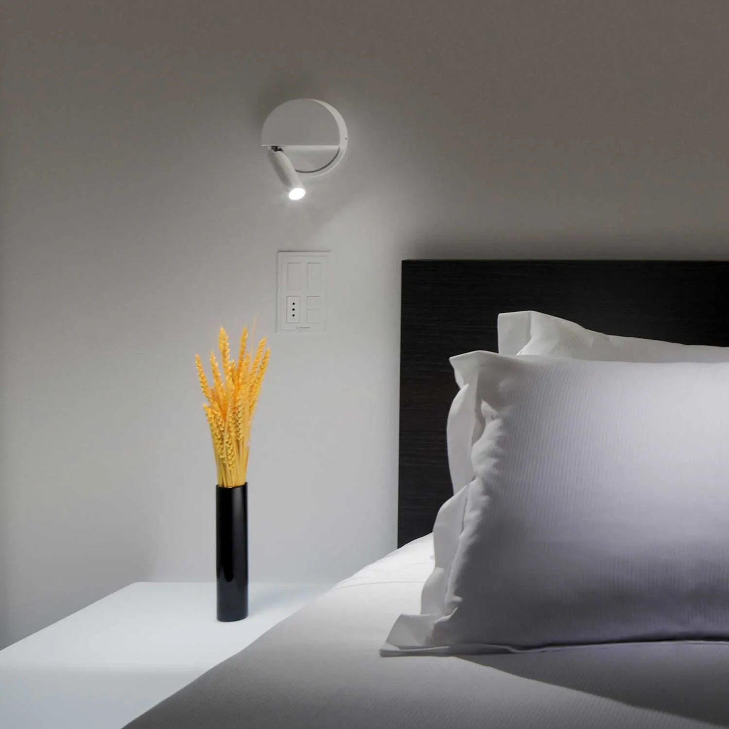 Marset Ledtube R Væglampe