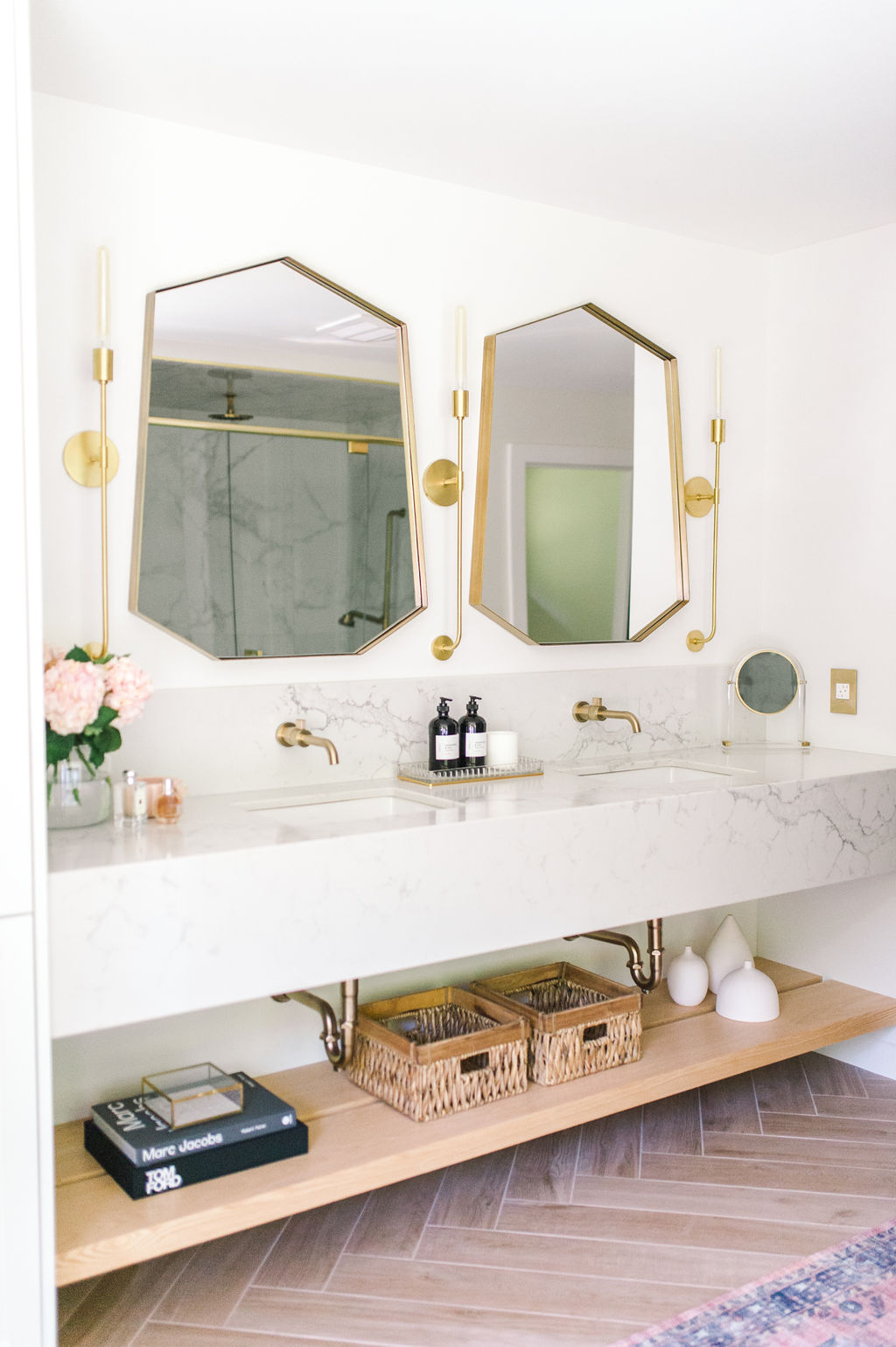 HVL Group Dylan Væglampe