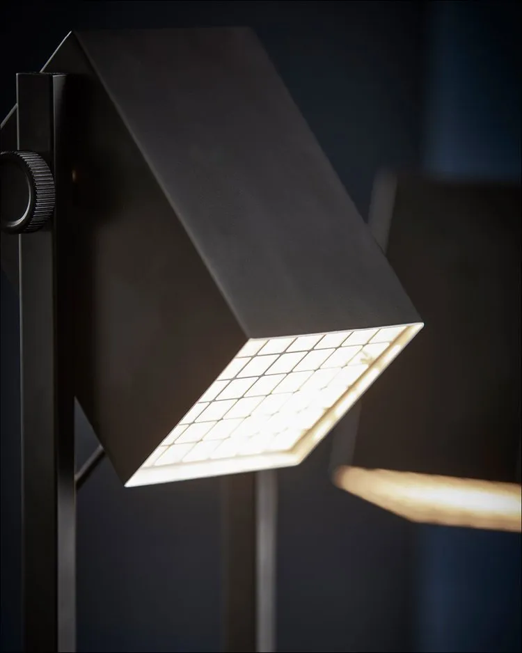 Frandsen BF Quadro Bordlampe