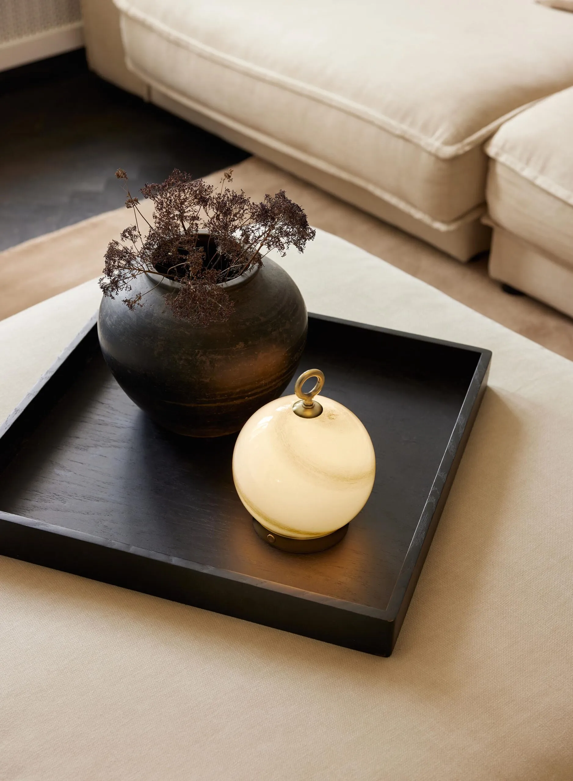 Halo Design Stockholm Bordlampe