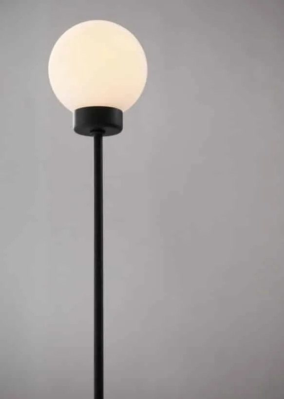 Northern Snowball Gulvlampe