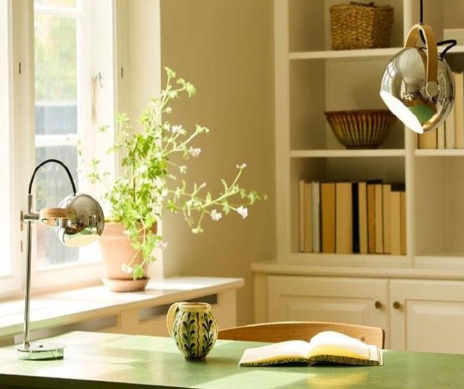 Halo Design DC Portable Bordlampe