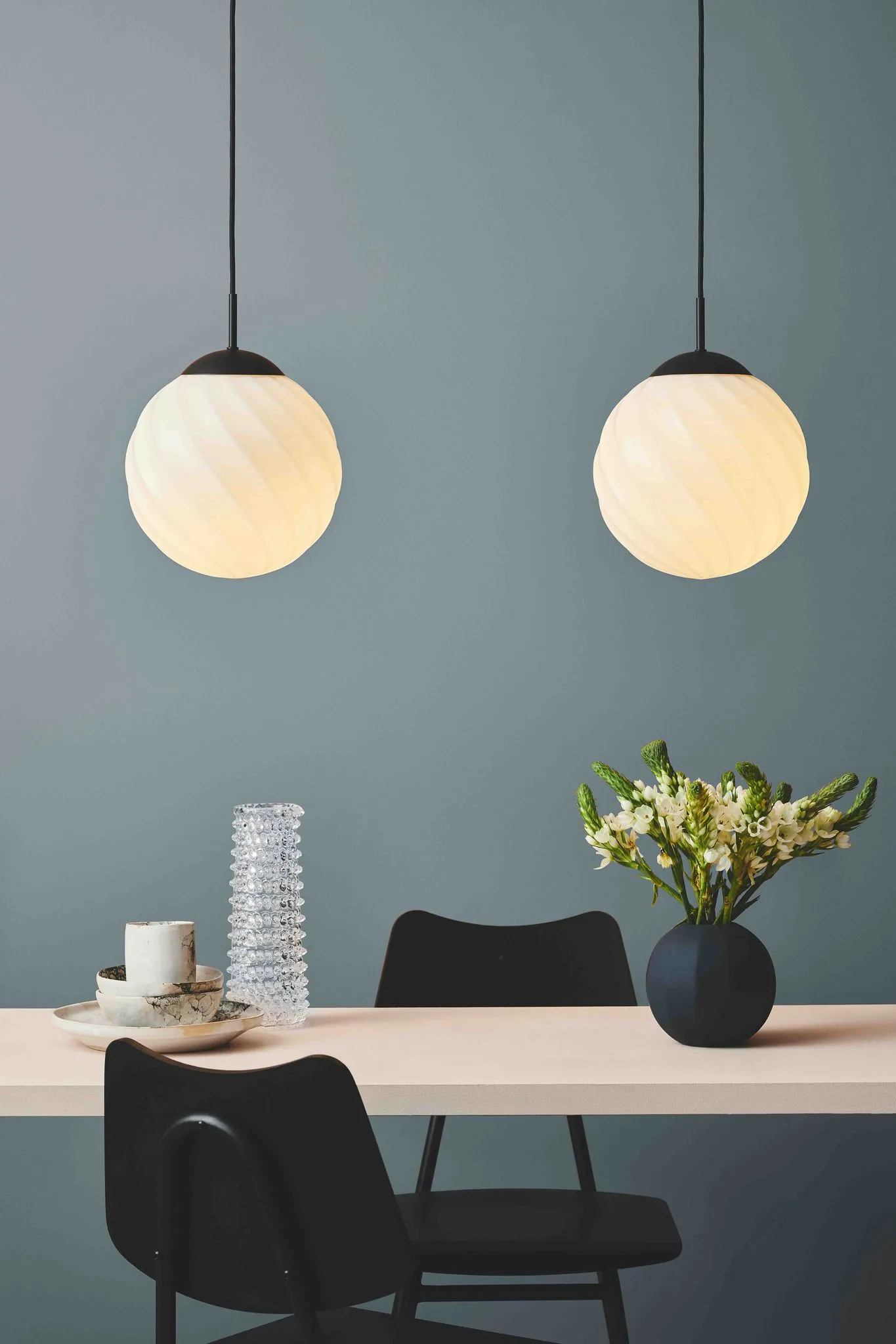 Halo Design Twist Ball Pendel
