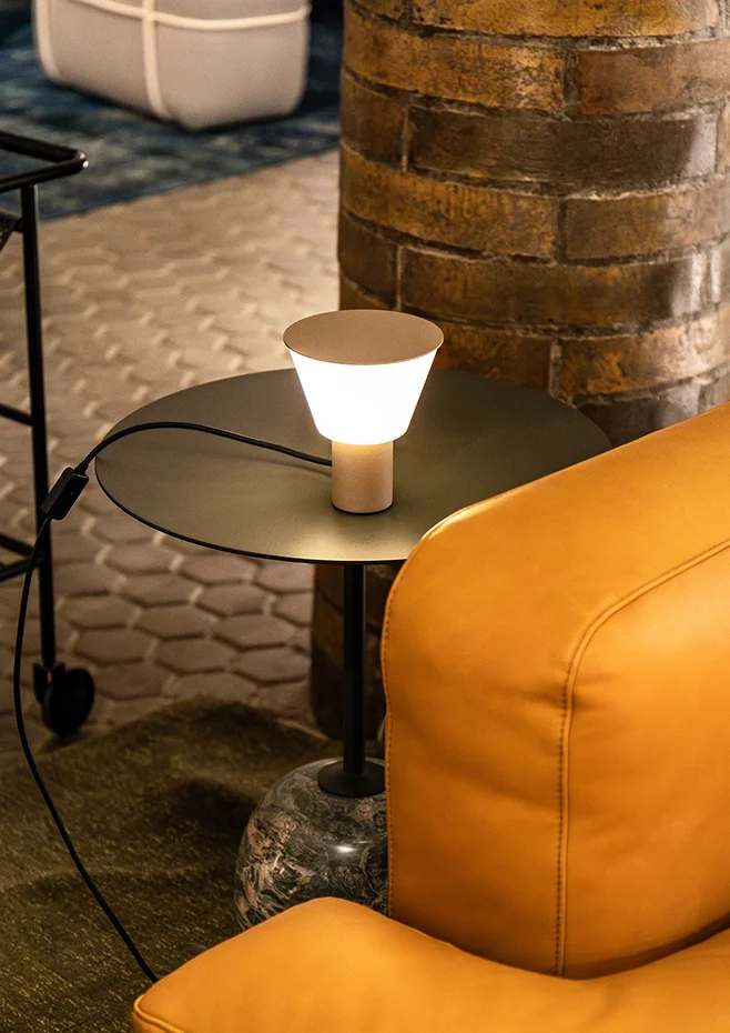 Estiluz Belt Bordlampe 