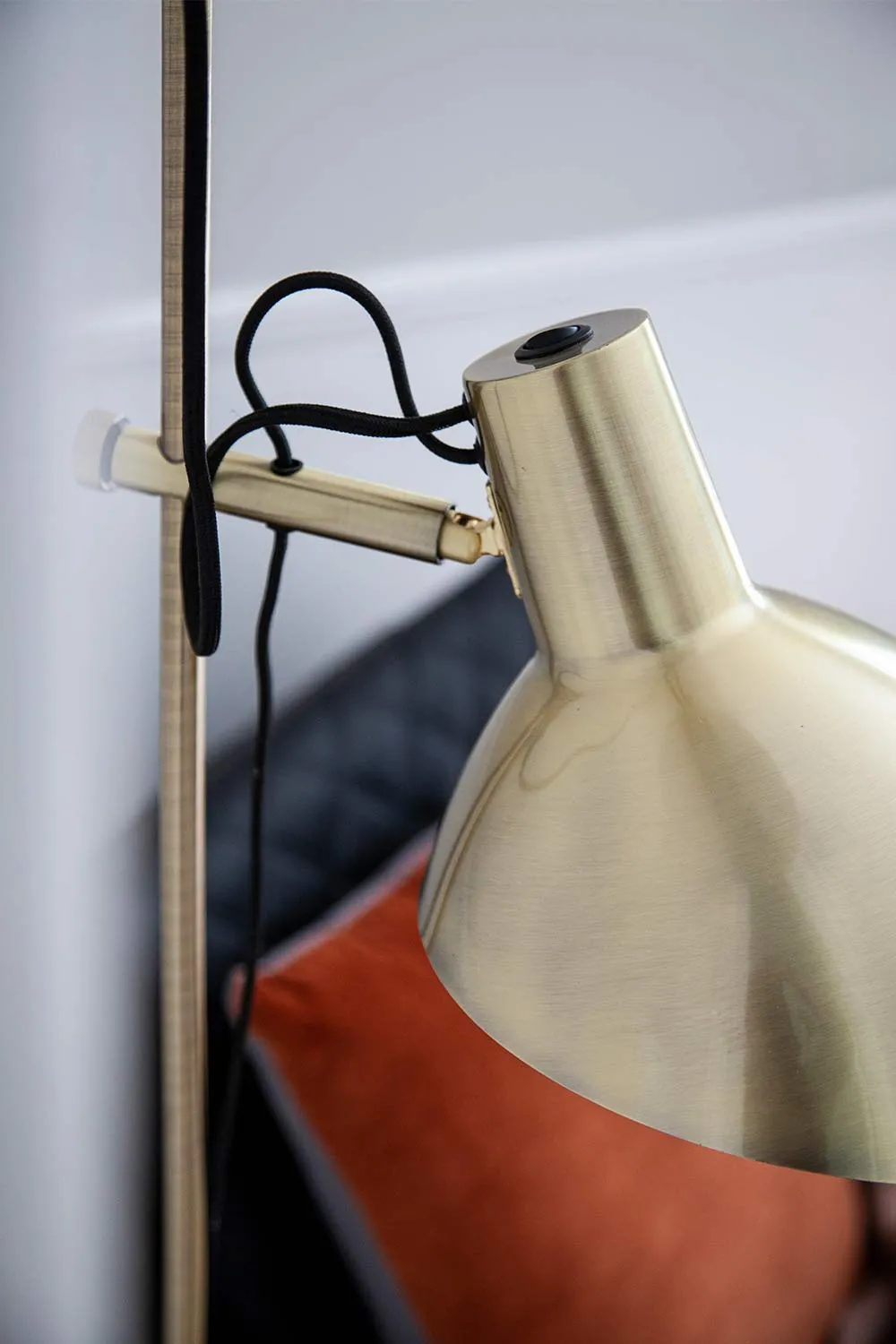 Halo Design Metropole Gulvlampe