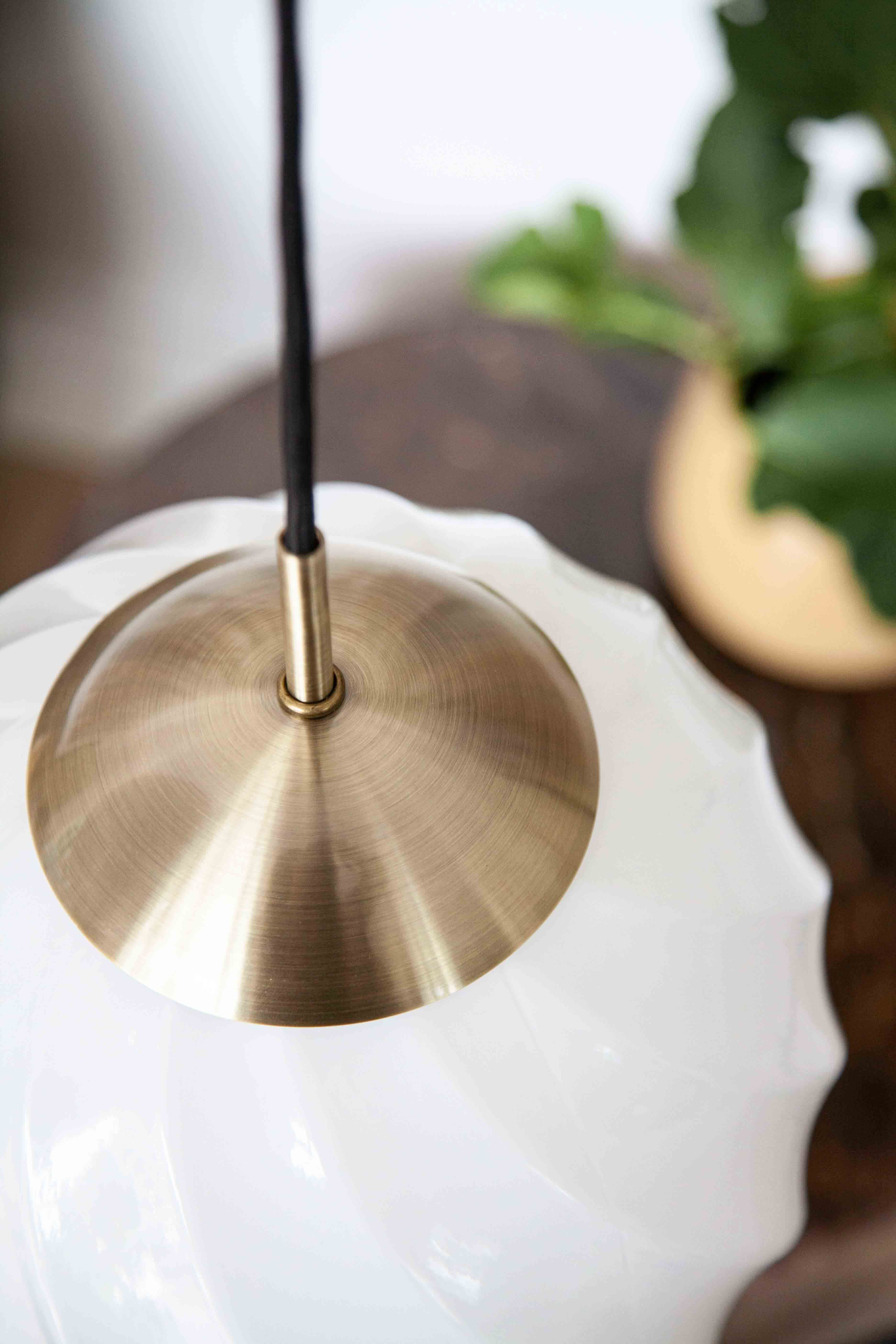 Halo Design Twist Ball Pendel