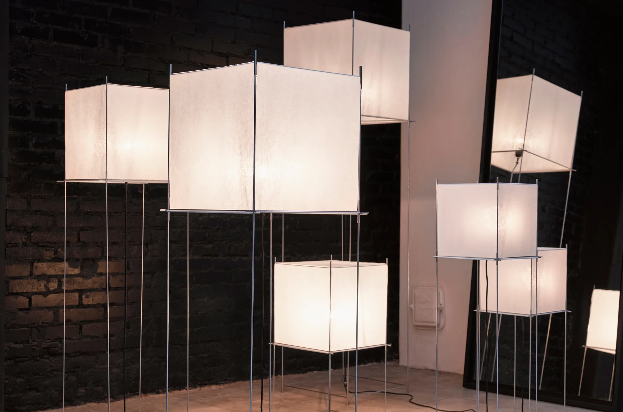 Hollands Licht Lotek Gulvlampe 