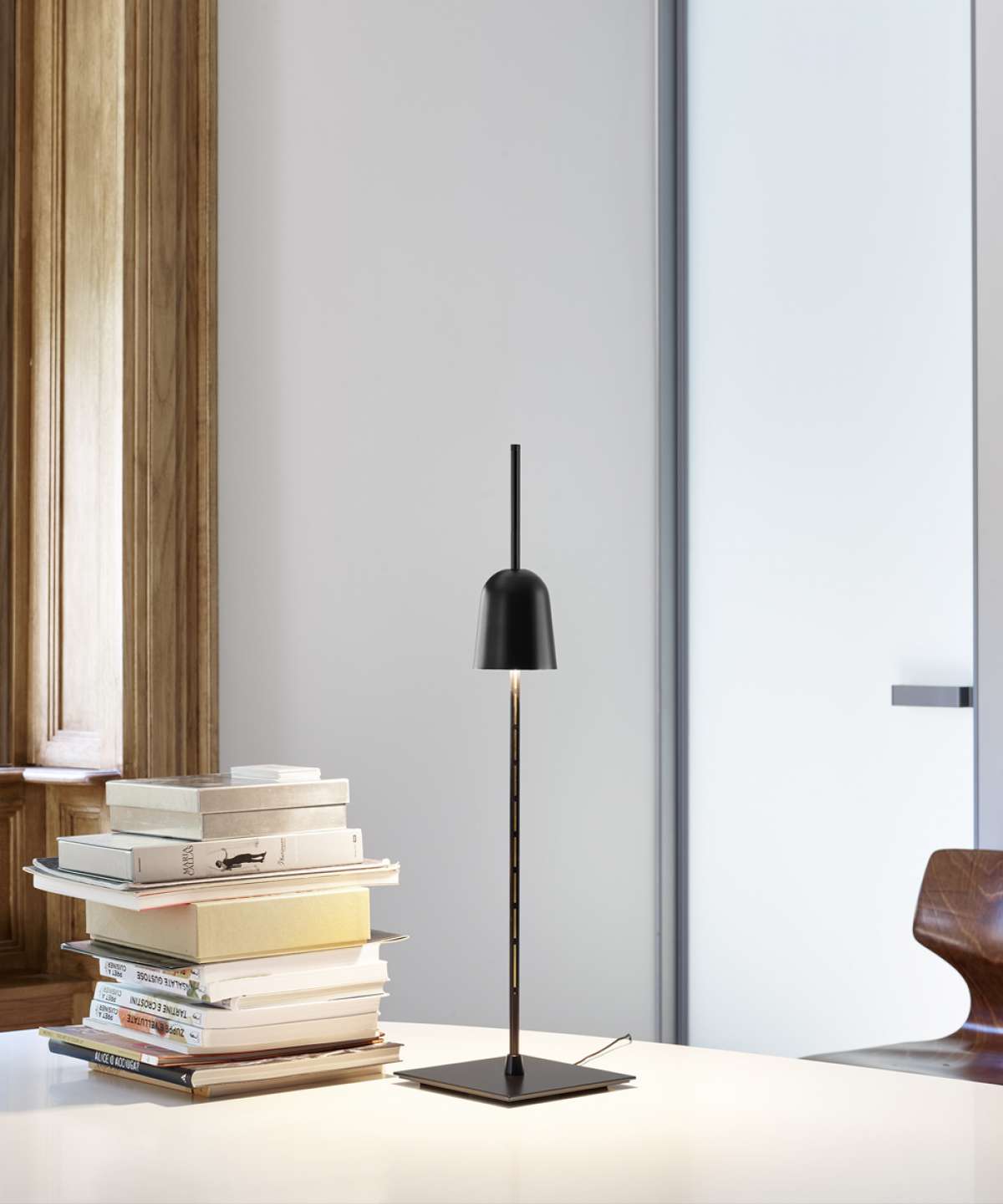 Luceplan Ascent Bordlampe Sort