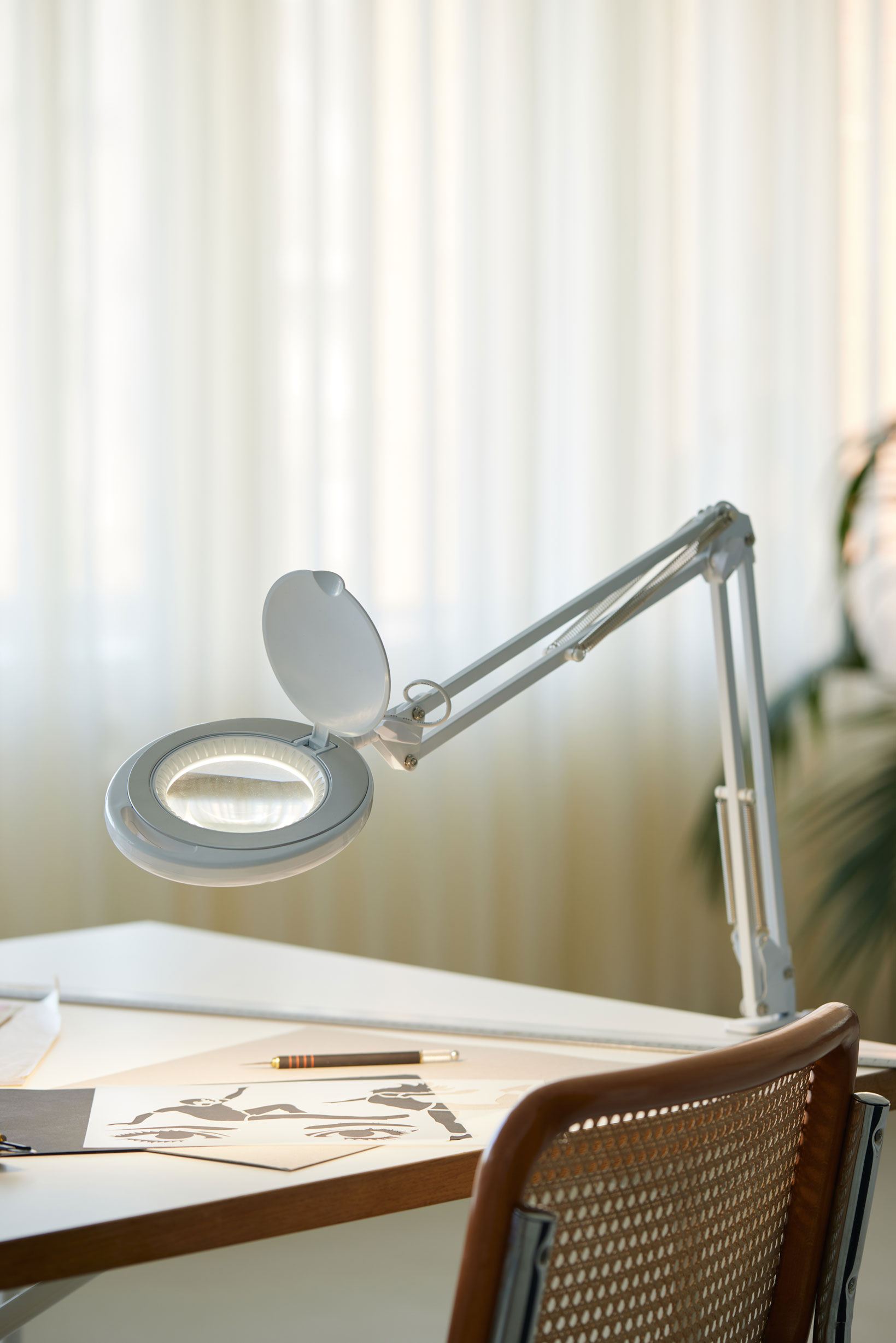 Halo Design Magni Archi Clip Bordlampe 