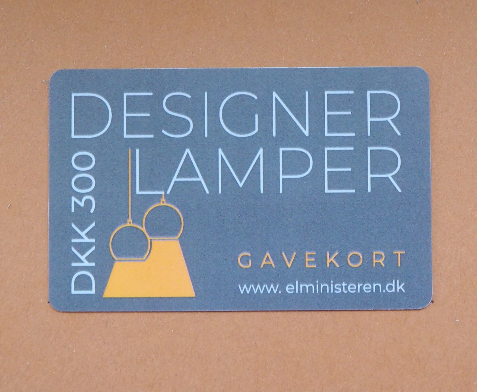 Elministeren Gavekort DKK300