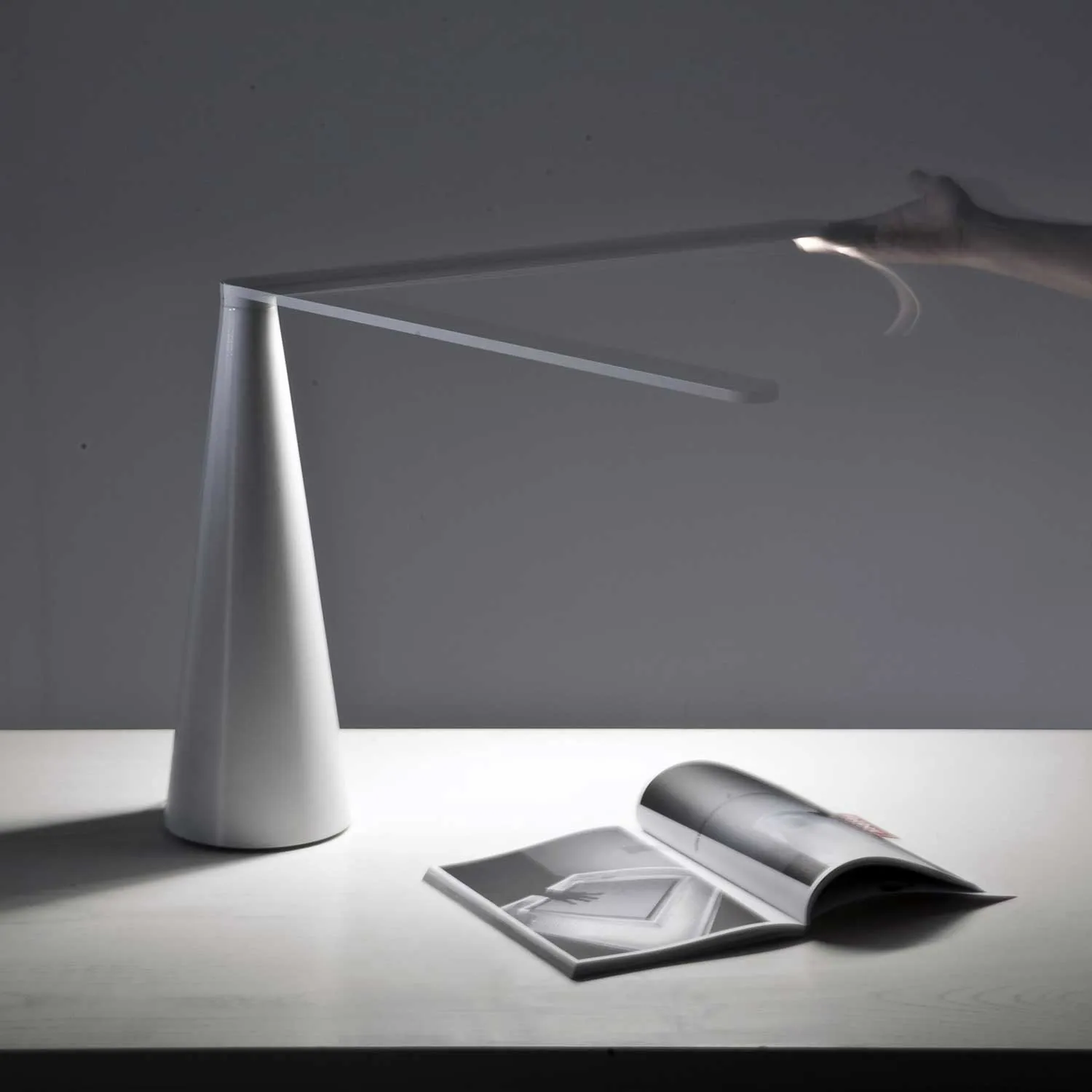 Martinelli Luce Elica Bordlampe