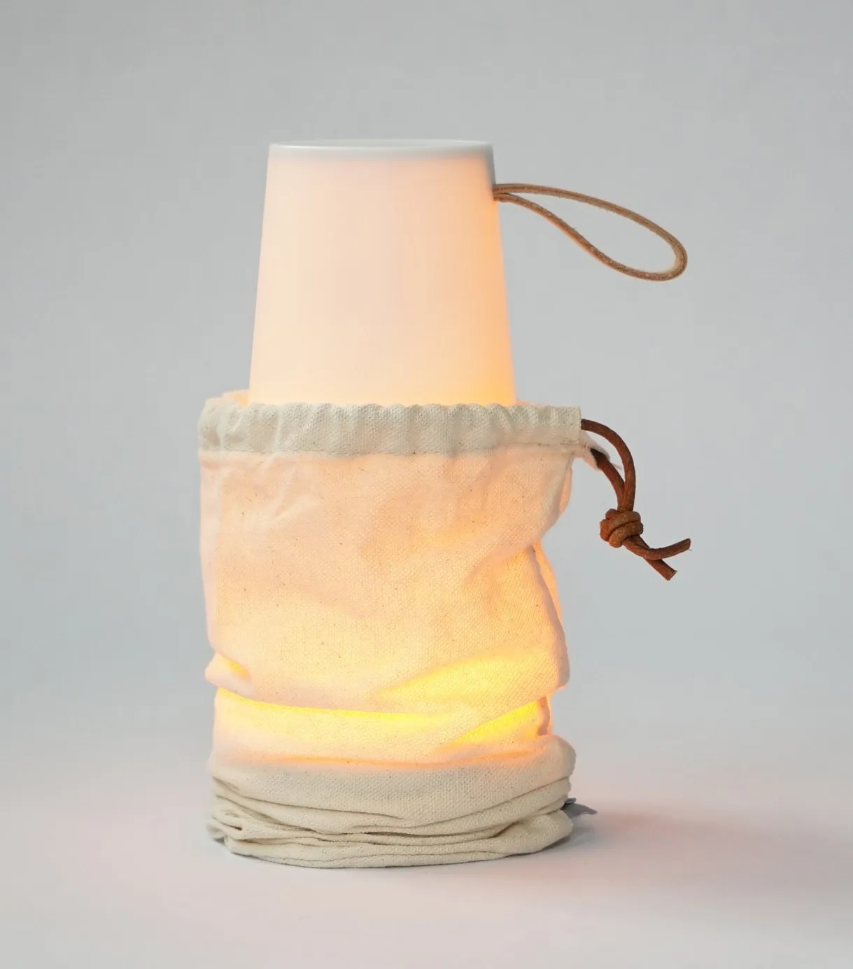 Pablo Uma Mini Bordlampe