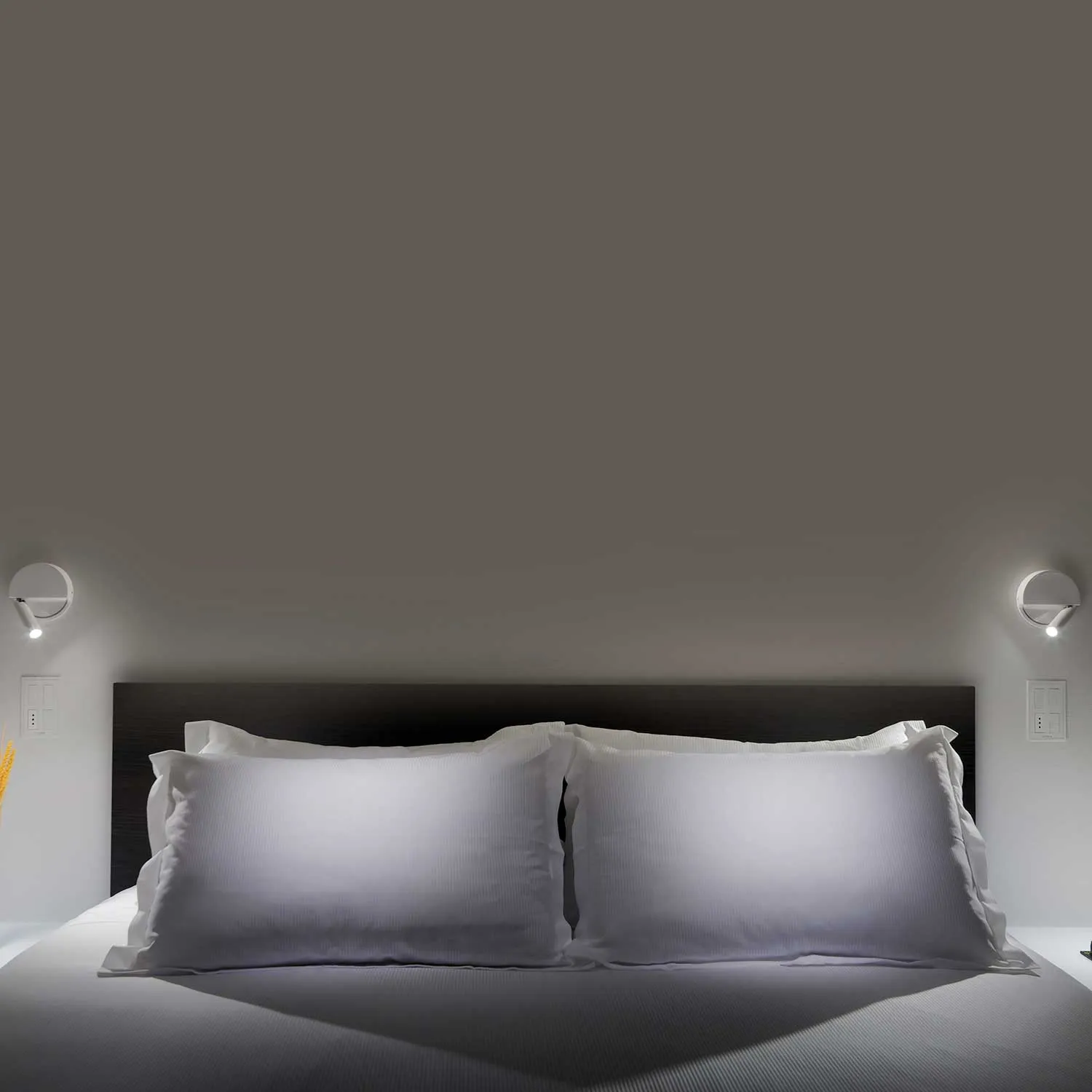 Marset Ledtube R Væglampe