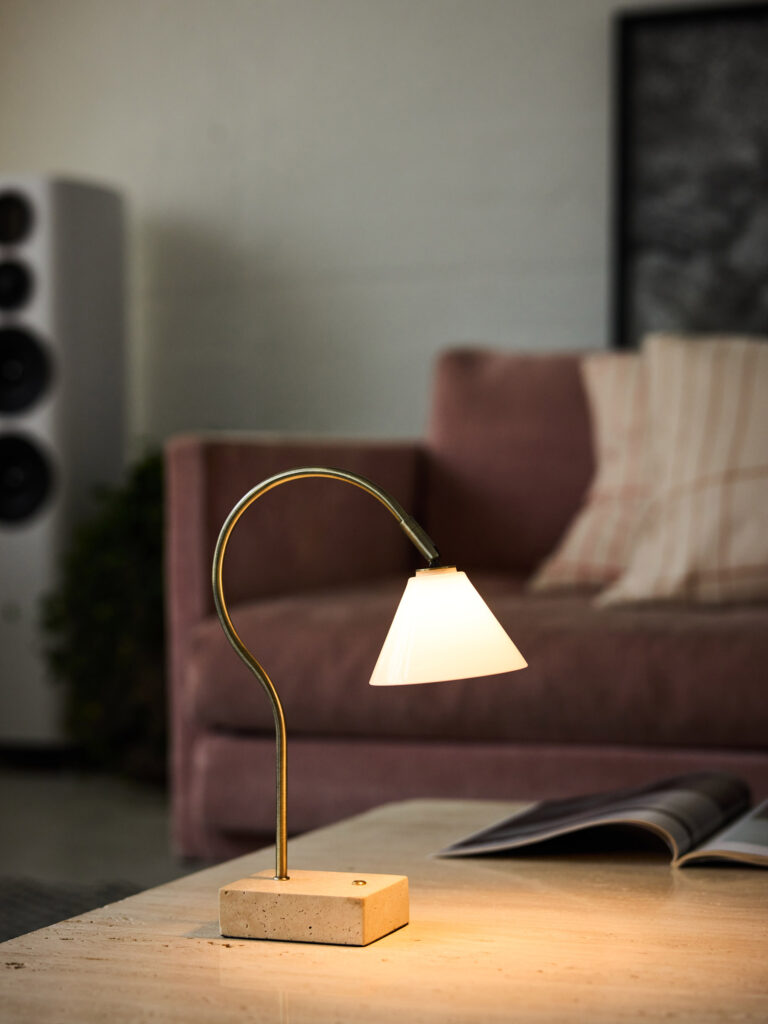  Halo Design Question Portable Bordlampe