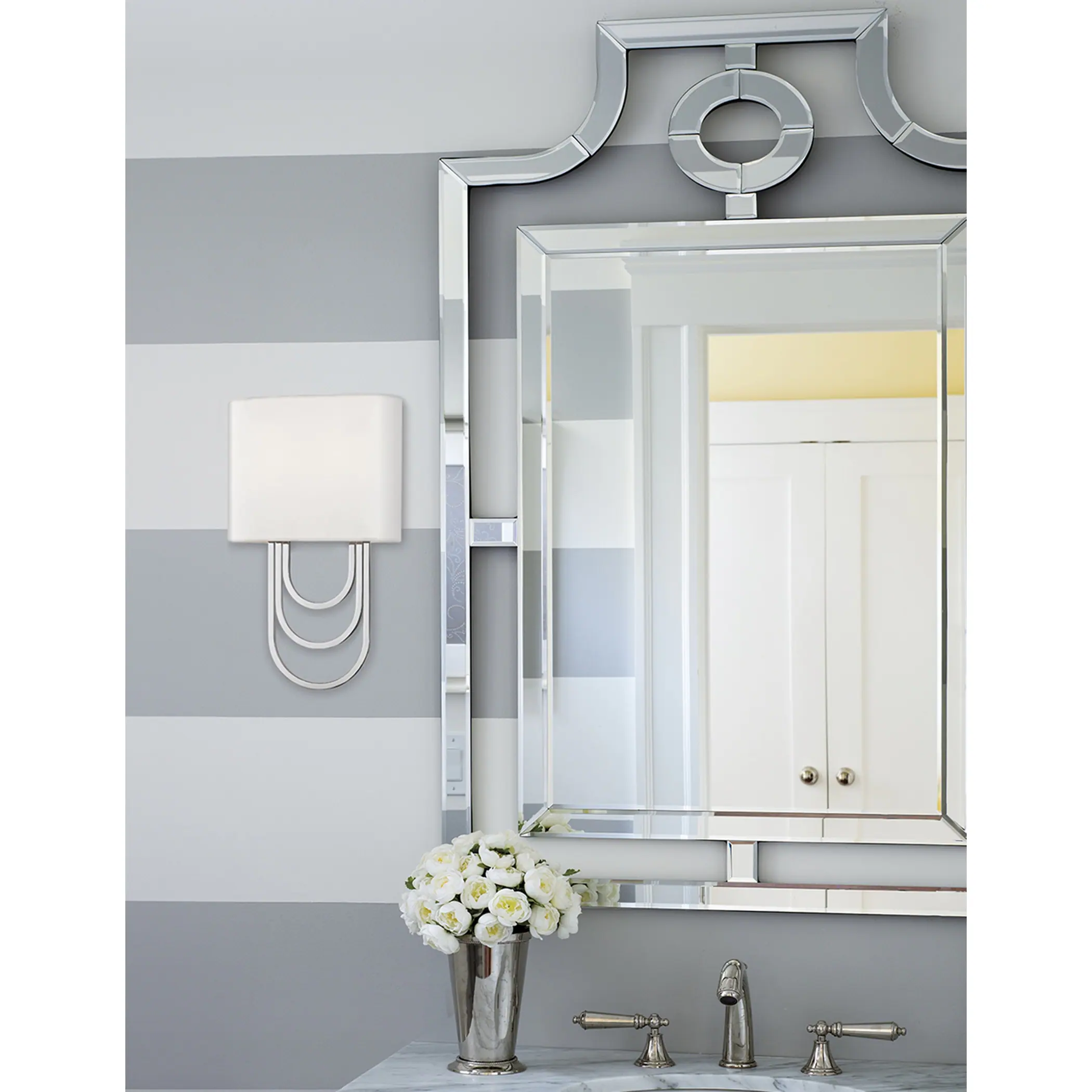 HVL Group Farah Væglampe 